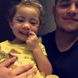 Meet your Posher, Ayman